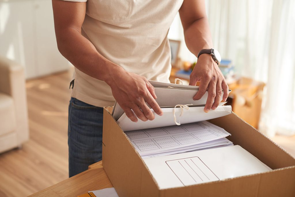 organizing moving paperwork and documents for relocation